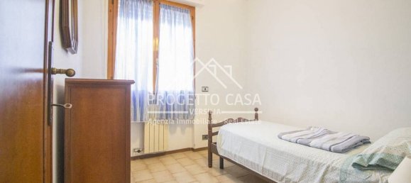 Apartamento de 3 dormitorios en Viareggio, Italy No. 380231 19