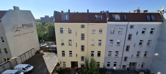 1201m² Building in Britz, Germany No. 292030 2