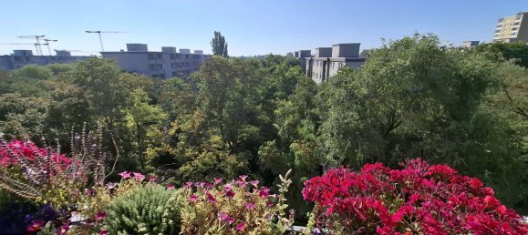 1201m² Building in Britz, Germany No. 292030 5