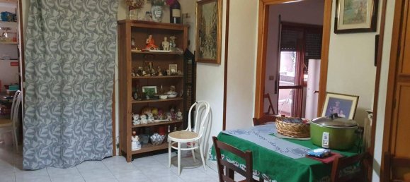 3-Zimmer Wohnung in Rome, Italy, Nr. 110711 3