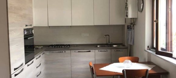 2 rooms Apartment in Salerno, Italy No. 269440 2