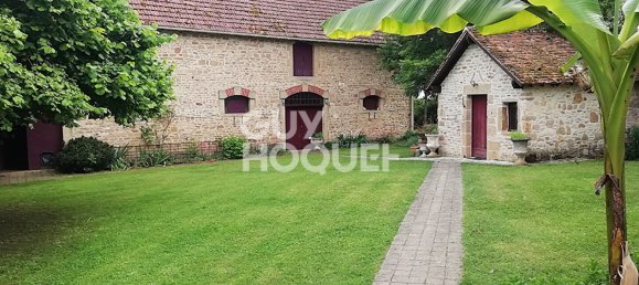 5 bedrooms Villa in Nerondes, France No. 64248 4