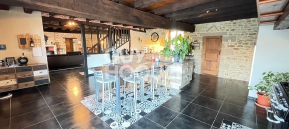 5 bedrooms Villa in Nerondes, France No. 64248 3