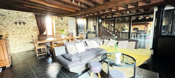 5 bedrooms Villa in Nerondes, France No. 64248 22