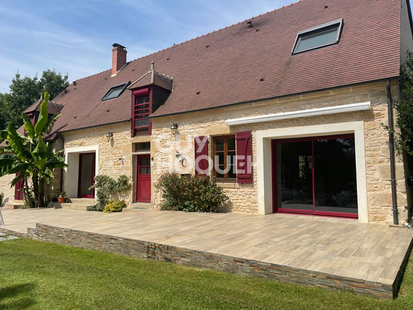 5 bedrooms Villa in Nerondes, France No. 64248