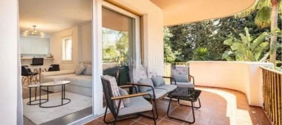 2 bedrooms Apartment in Marbella, Spain No. 70730 2