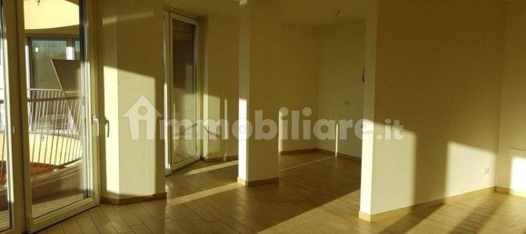 3 bedrooms Apartment in Legnano, Italy No. 131582 10