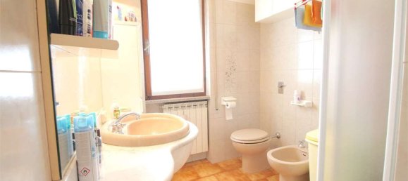 Здание с 20 комнатами в Лискате, Италия № 105034 15