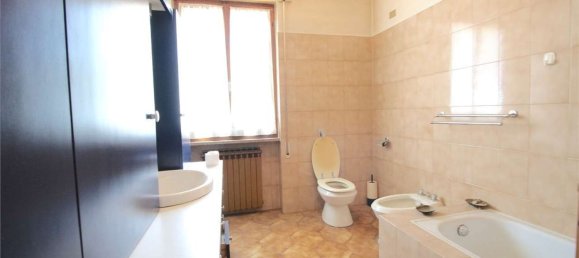 Здание с 20 комнатами в Лискате, Италия № 105034 29