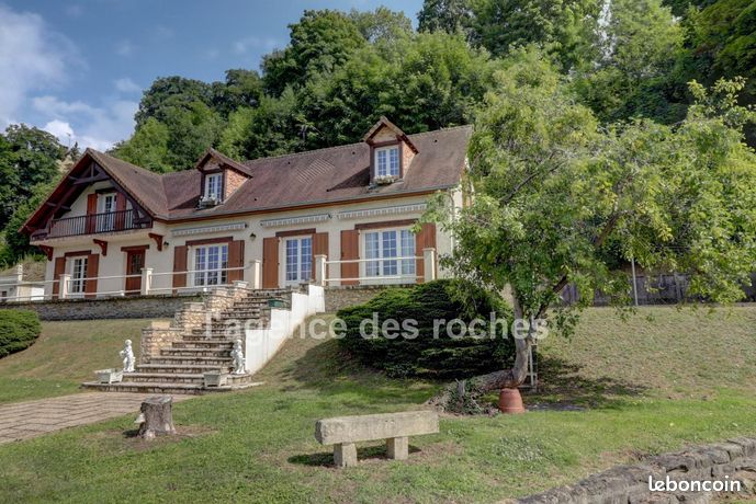 4 bedrooms House in Eragny, France No. 359569