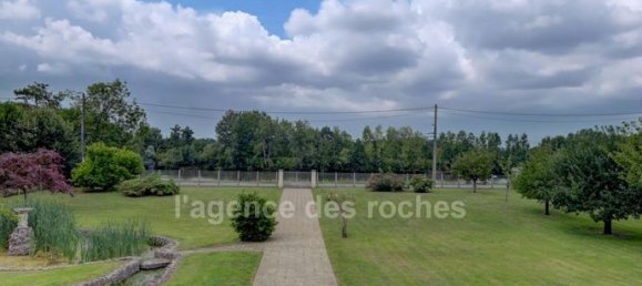 4 bedrooms House in Eragny, France No. 359569 2