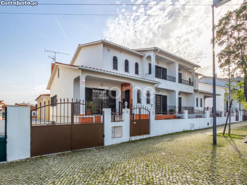 4 bedrooms House in Entroncamento, Portugal No. 345853