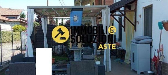 4 rooms Apartment in Biandronno, Italy No. 182167 7