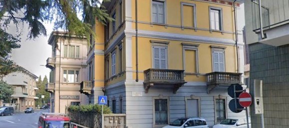 Duplex T2 em Varese, Italy N.º 65278 10