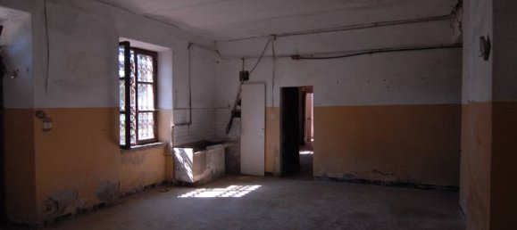 4 bedrooms House in Acqui Terme, Italy No. 169249 8