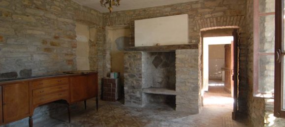 4 bedrooms House in Acqui Terme, Italy No. 169249 5