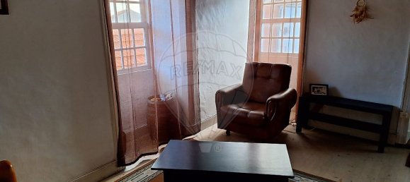 3 bedrooms House in Lajes do Pico, Portugal No. 44479 6