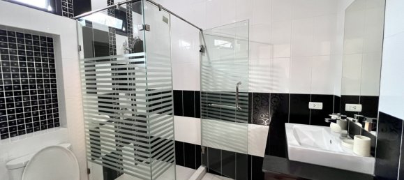 3 غرف نوم مقهى / مطعم في Bang Lamung, Thailand رقم 3714 2