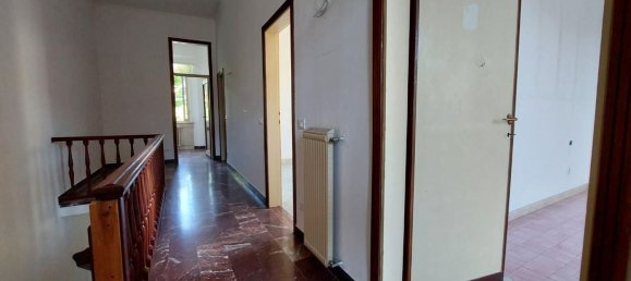 8-salle Villa à Carrara, Italy No. 50908 23