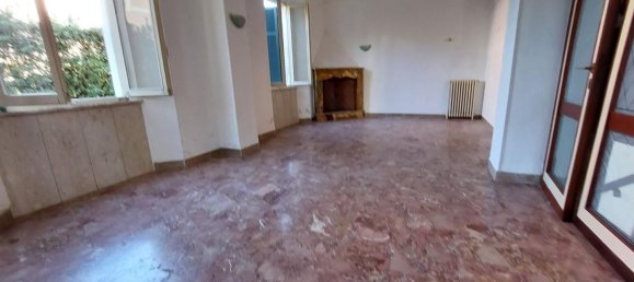 8-salle Villa à Carrara, Italy No. 50908 20