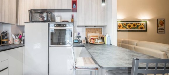 3 rooms Apartment in Bologna, Italy No. 26259 6