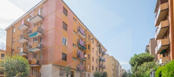 3 rooms Apartment in Bologna, Italy No. 26259 16