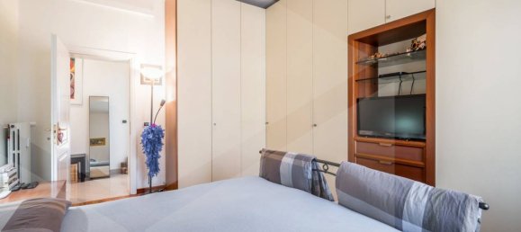 3 rooms Apartment in Bologna, Italy No. 26259 14