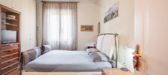 3 rooms Apartment in Bologna, Italy No. 26259 11