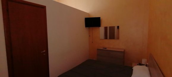 2 rooms Apartment in Foggia, Italy No. 34987 8
