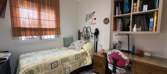 Adosado de 4 dormitorios en Estepona, Spain No. 81218 9