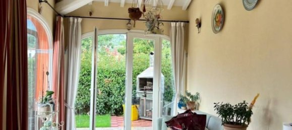 3 Schlafzimmer Villa in Montale, Italy, Nr. 219153 46