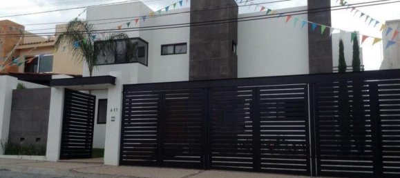 3 Schlafzimmer Haus in Queretaro, Mexico, Nr. 170045 2