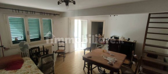 4 bedrooms House in Florence, Italy No. 337613 3