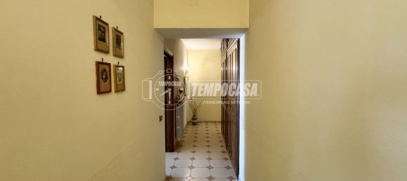 4 rooms Apartment in Caserta, Italy No. 286560 17