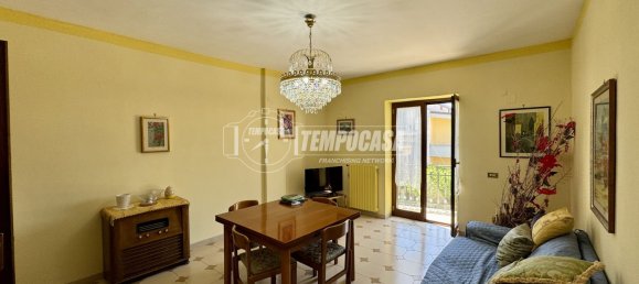 4 rooms Apartment in Caserta, Italy No. 286560 8