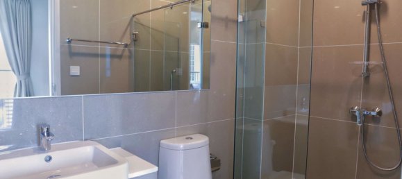 2 Schlafzimmer Eigentumswohnung in Huai Khwang, Thailand, Nr. 4667 13