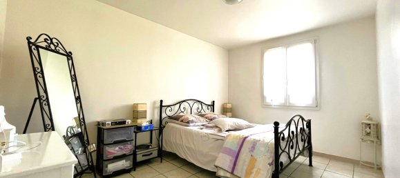 3 bedrooms House in Sours, France No. 60873 7