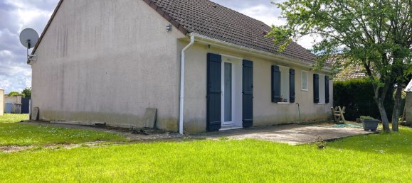 3 bedrooms House in Sours, France No. 60873 10