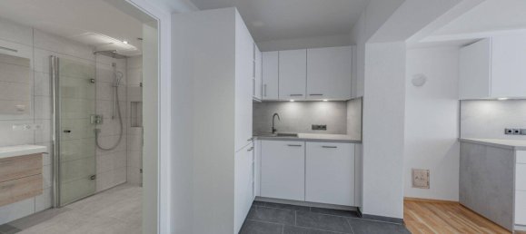 2 rooms Apartment in Hall in Tirol, Austria No. 222777 3