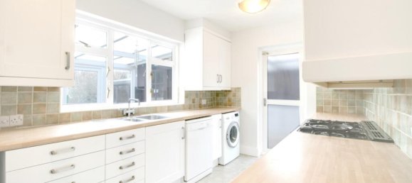 3 bedrooms Bungalow in Biggin Hill, United Kingdom No. 13445 4