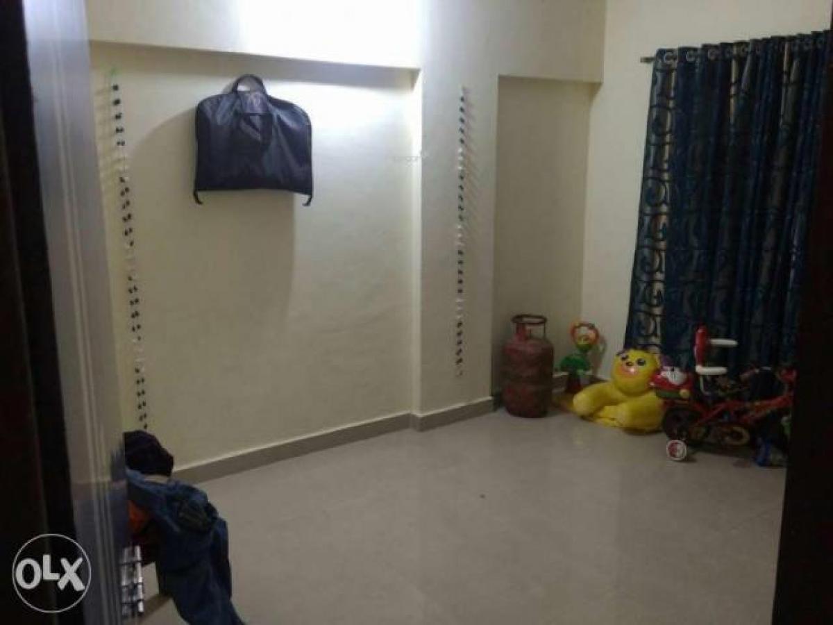 2 bedrooms House in Mumbai, India No. 18002