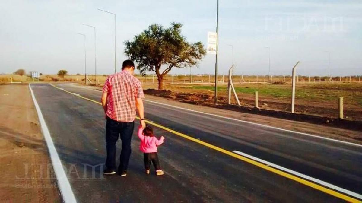  Land in Cordoba, Argentina No. 38071