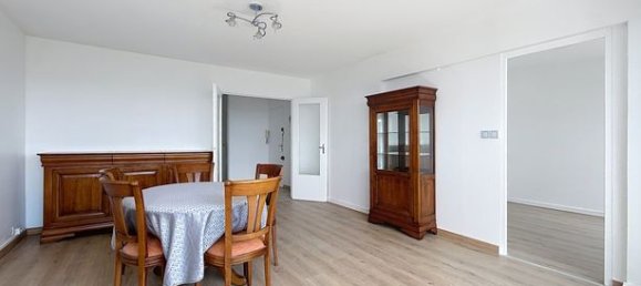 1 bedroom Apartment in Saint-Etienne, France No. 306923 5
