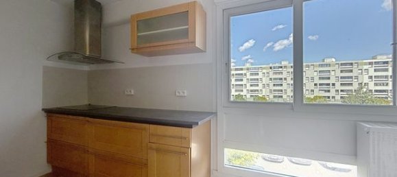 1 bedroom Apartment in Saint-Etienne, France No. 306923 7