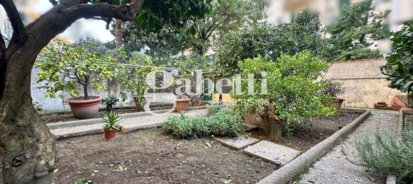 4 غرف نوم شقة في Florence, Italy رقم 347534 13