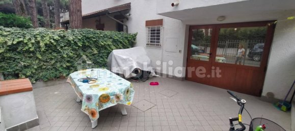 2 bedrooms House in Comacchio, Italy No. 169306 3