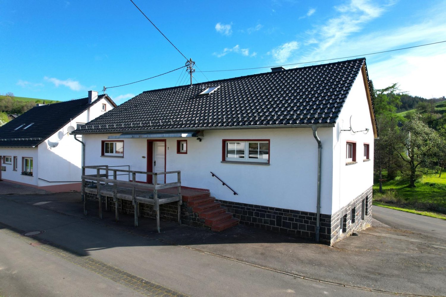 9 rooms Townhouse in Vulkaneifel, Germany No. 155786