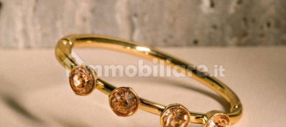 1-Zimmer Gewerbliche Immobilie in Lucca, Italy, Nr. 298199 2