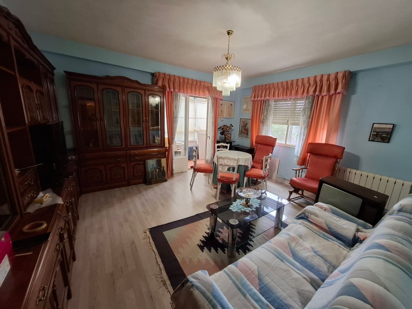 Apartamento de 3 dormitorios en Zamora, Spain No. 63408