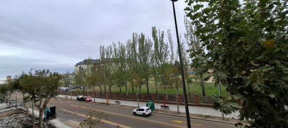 Apartamento de 3 dormitorios en Zamora, Spain No. 63408 19